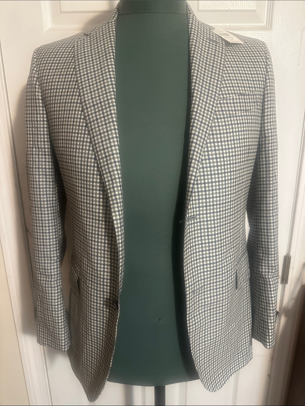 Southwick clothes Men's blue and White Gingham Blazer size 38R